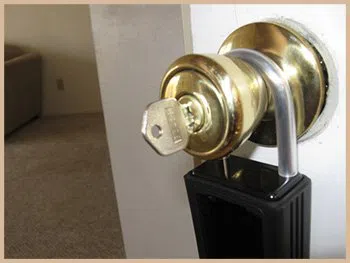 Deerfield Beach Expert Locksmith Deerfield Beach, FL 954-744-7065 - 3-locksmith-key-service